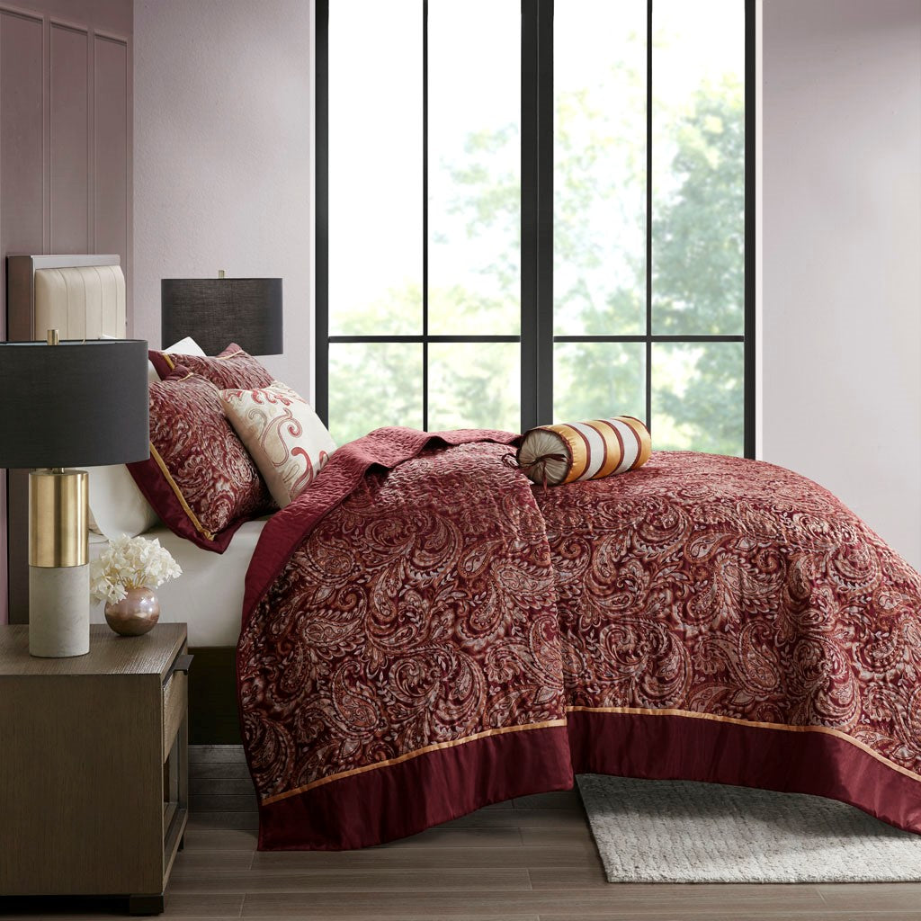 Aubrey 5 Piece Reversible Jacquard Bedspread Set in Burgundy