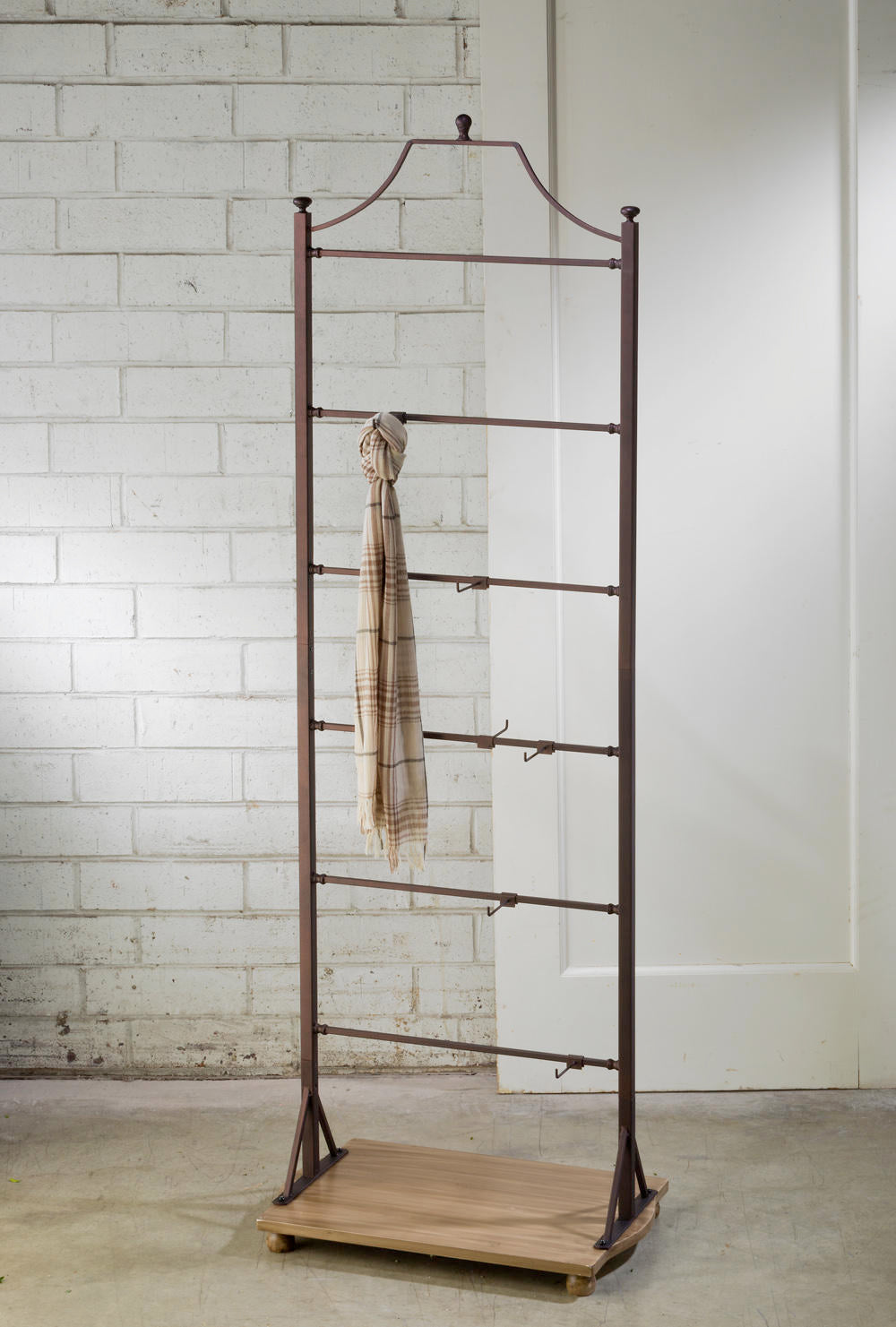 Bronze Ladder Floor Display