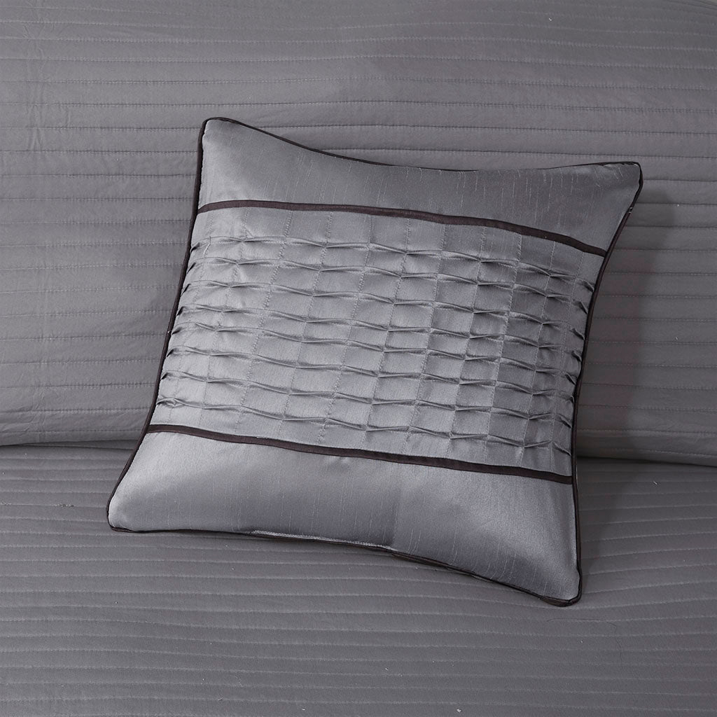 Rhapsody 6 Piece Reversible Jacquard Quilt Set with Throw Pillows in Grey/Taupe