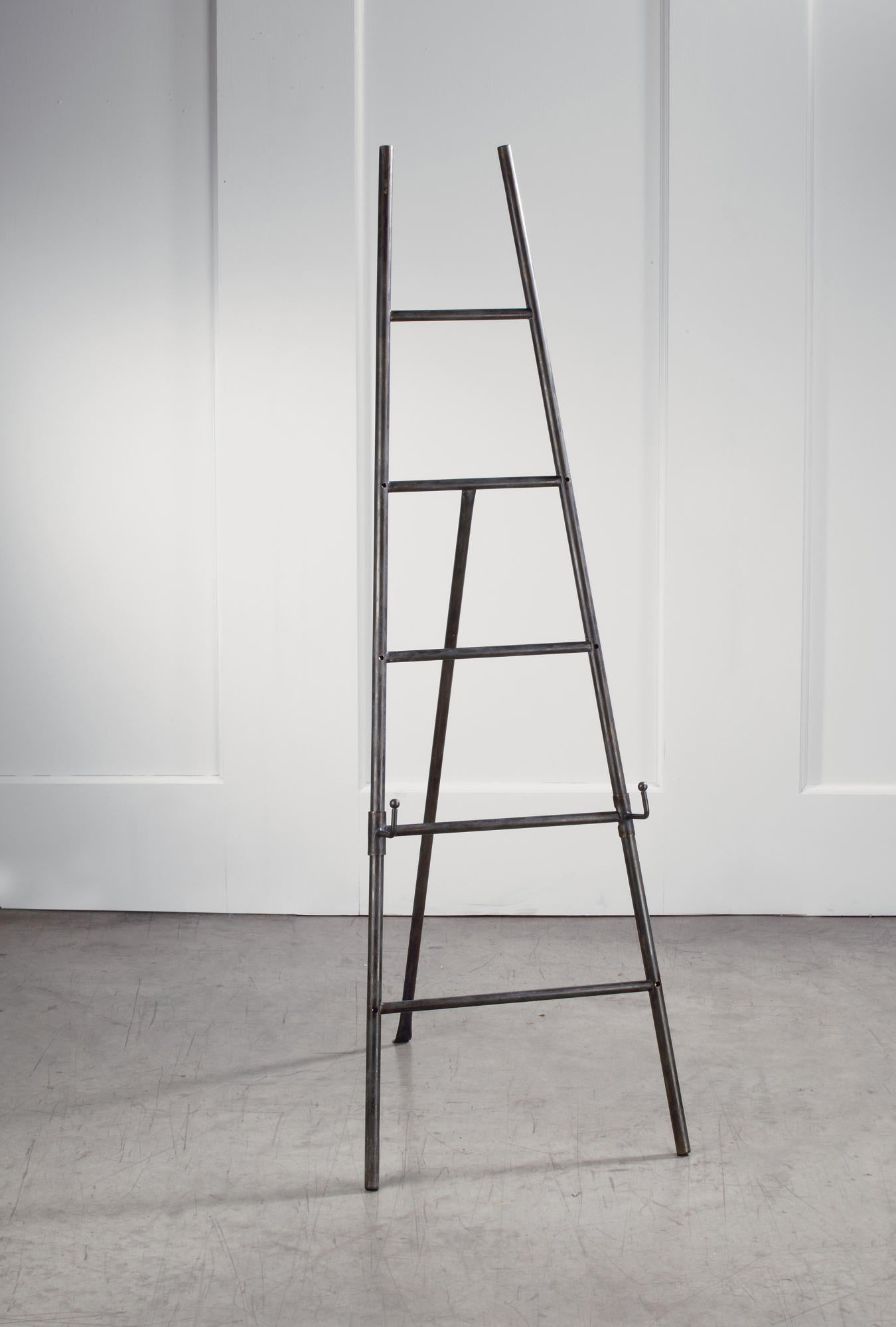 Ladder Floor Easel - Large