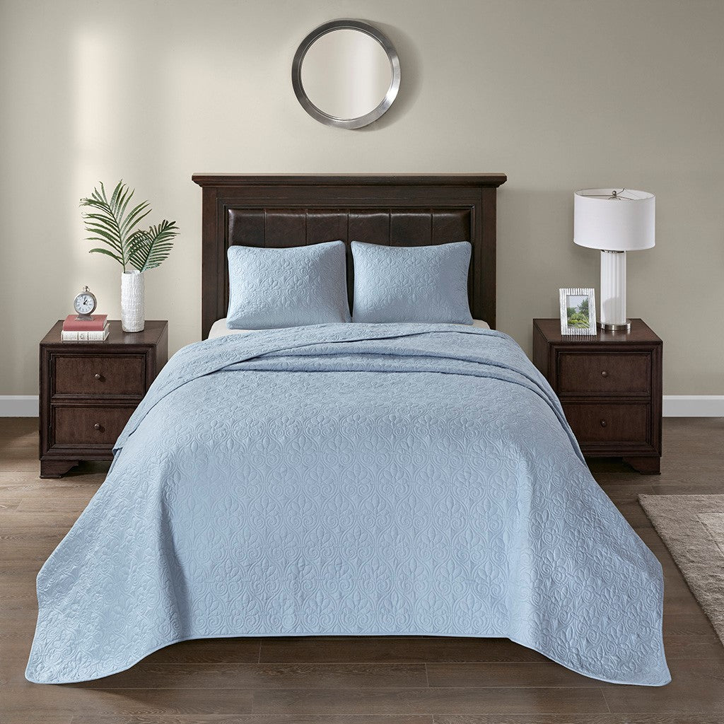 Quebec Reversible Bedspread Set by Madison park