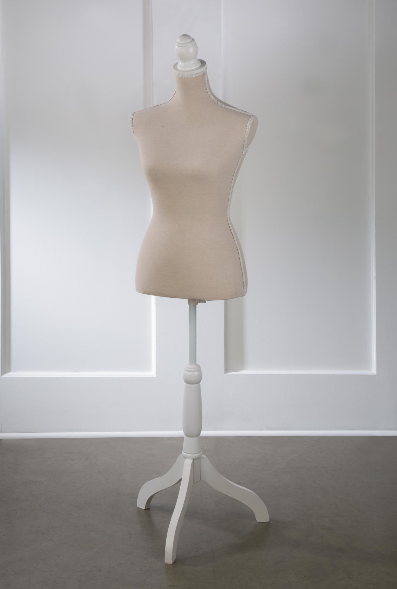 Linen & Burlap Mannequin Body Forms (Floor/Fiberglass)