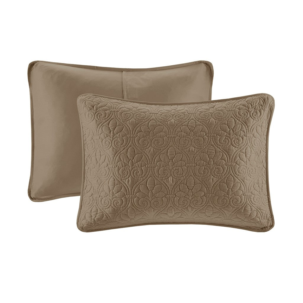 Quebec Reversible Bedspread Set by Madison park
