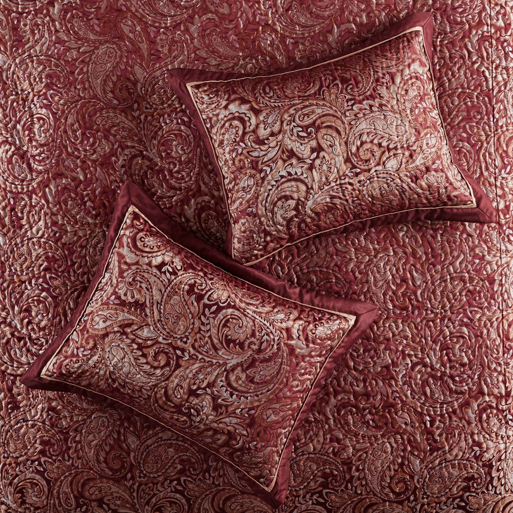 Aubrey 5 Piece Reversible Jacquard Bedspread Set in Burgundy