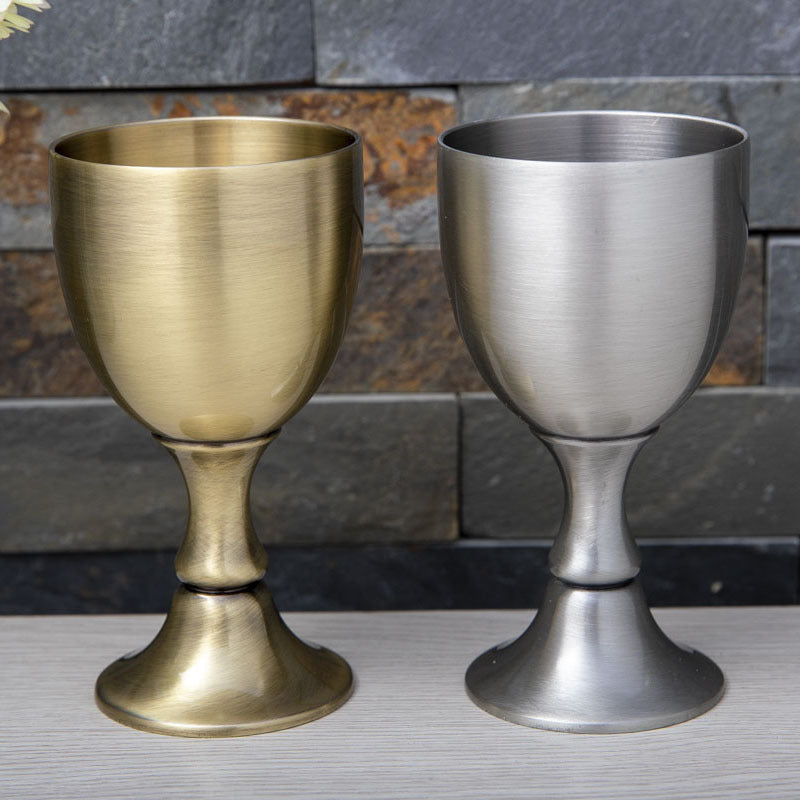 European retro wine glass white wine a cup high-end wine creative embossed high cup home decoration