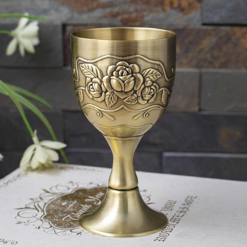 European retro wine glass white wine a cup high-end wine creative embossed high cup home decoration