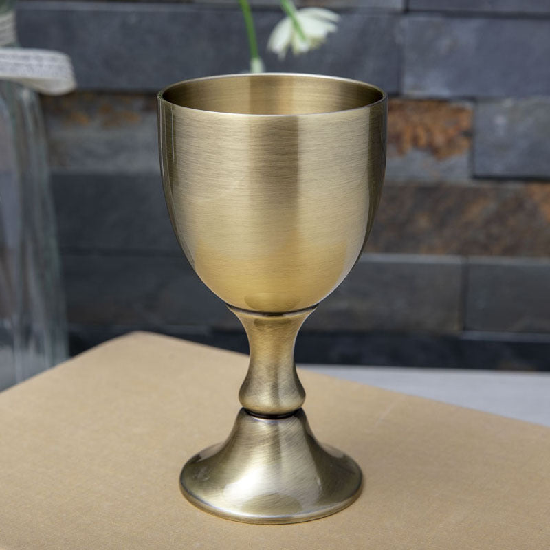 European retro wine glass white wine a cup high-end wine creative embossed high cup home decoration