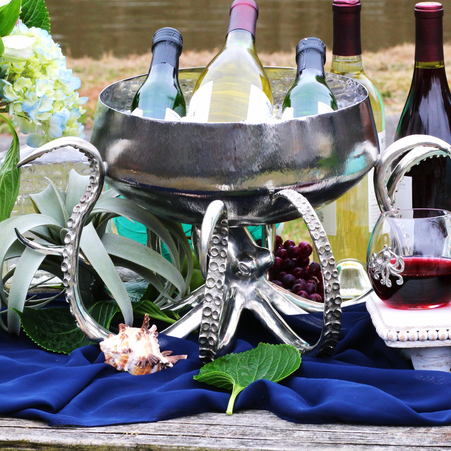 OCTOPUS STAINLESS STEEL CENTERPIECE BOWL