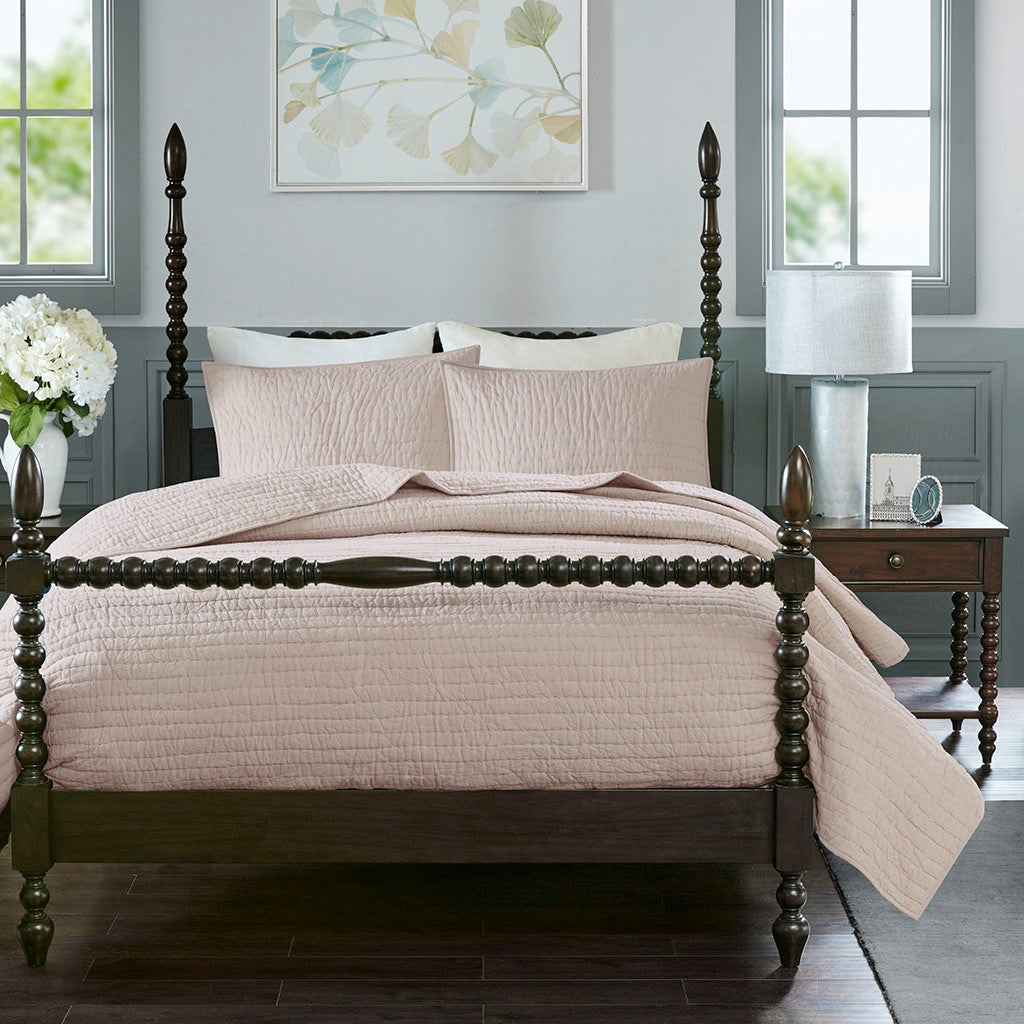 Serene 3 Piece Hand Quilted Cotton Quilt Set - Blush