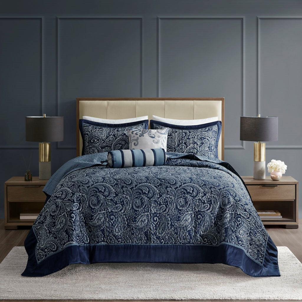 Aubrey 5 Piece Reversible Jacquard Bedspread Set in Navy