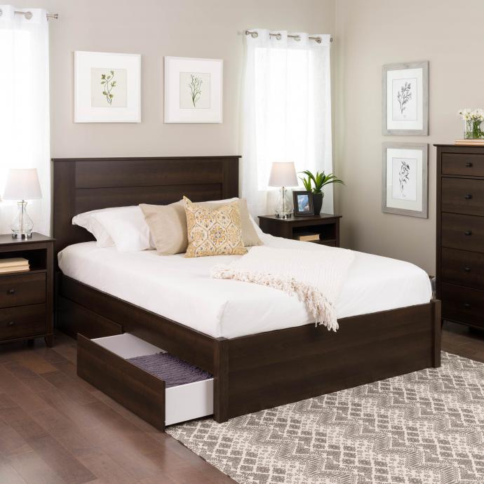 Queen Select 4-Post Platform Bed with 4 Drawers