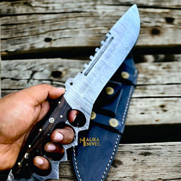 Damascus Knuckle Bowie Knife Wenge Wood Full Tang