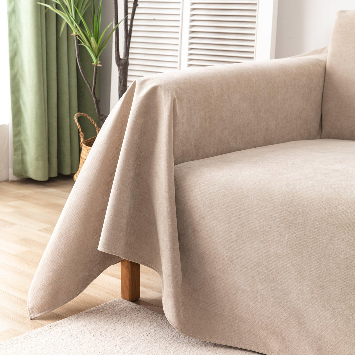 Waterproof Scratch-Resistant Furniture Covers for Pets, Non-Slip Couch Cover Throw