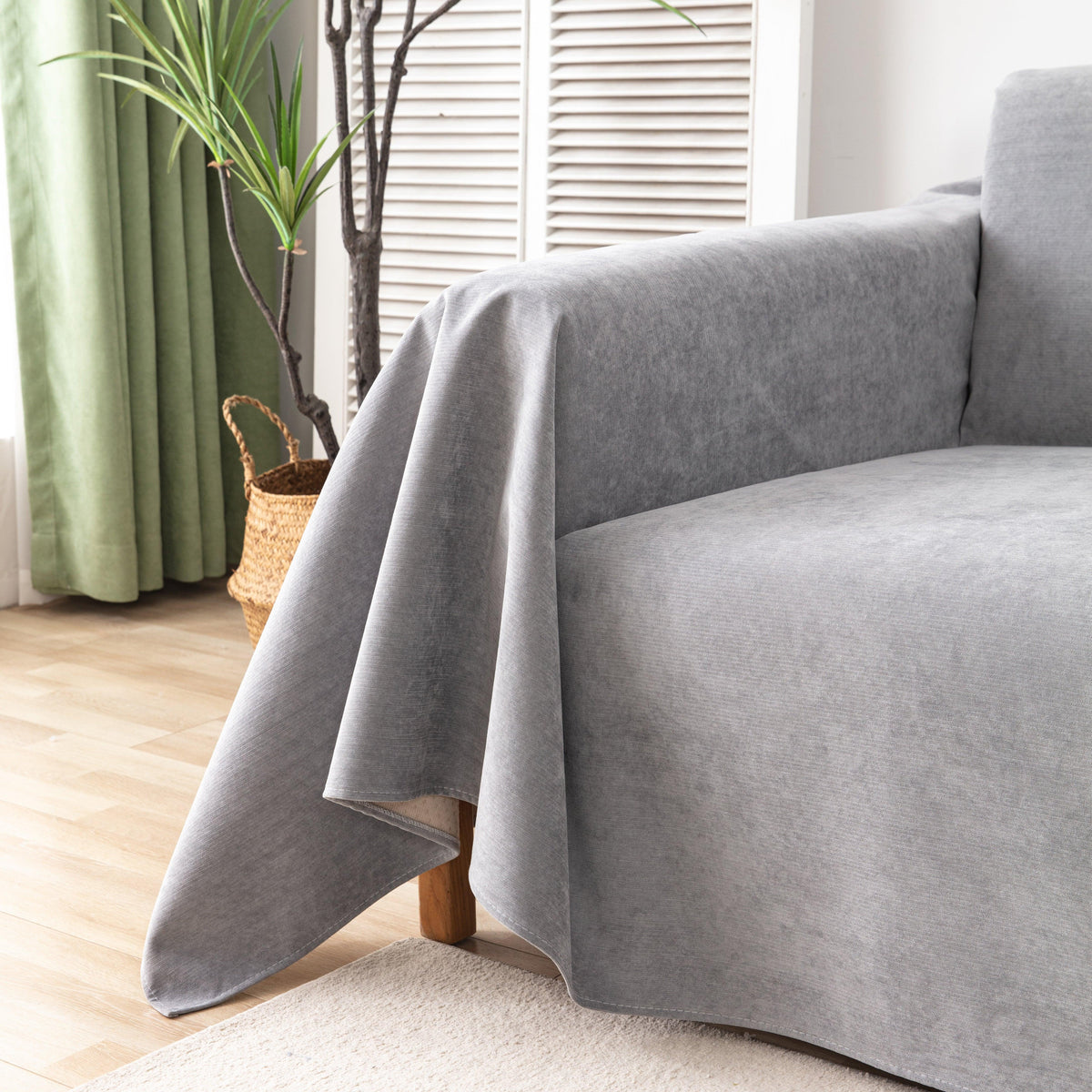 Waterproof Scratch-Resistant Furniture Covers for Pets, Non-Slip Couch Cover Throw