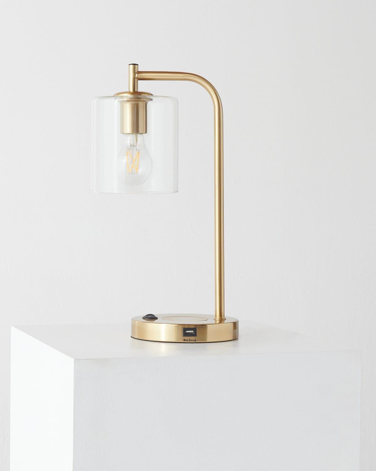 Elizabeth USB Table Lamp