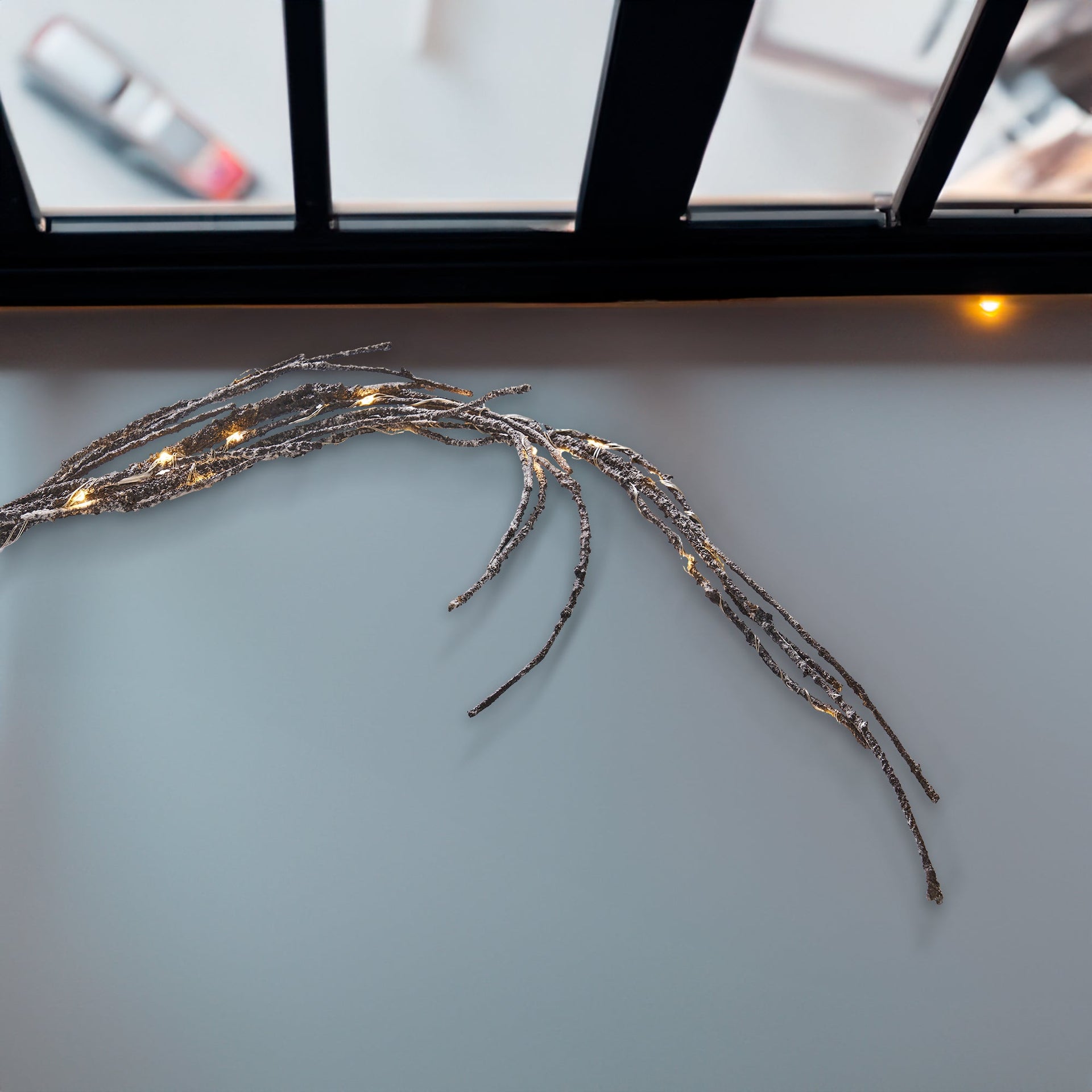 6FT PAPER GARLAND WITH LED LIGHTS