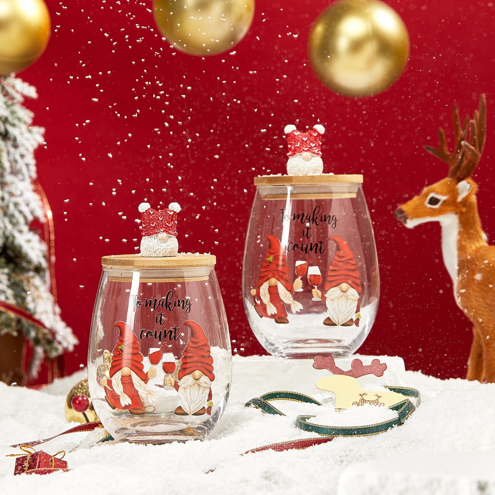 Christmas Gnome Wine & Water Glasses With Dwarf Wood Cover - Set of 2-17.5oz - Santa Holiday Festive Gnomes Stemless Clear Wine Glass For Red Or White Wine - Wines Glass for Women Friends Men Sister