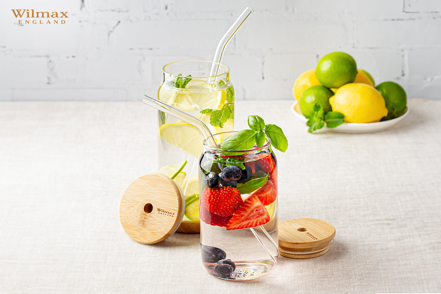 GLASS CAN WITH BAMBOO LID & STRAW 17 FL OZ | 500 ML