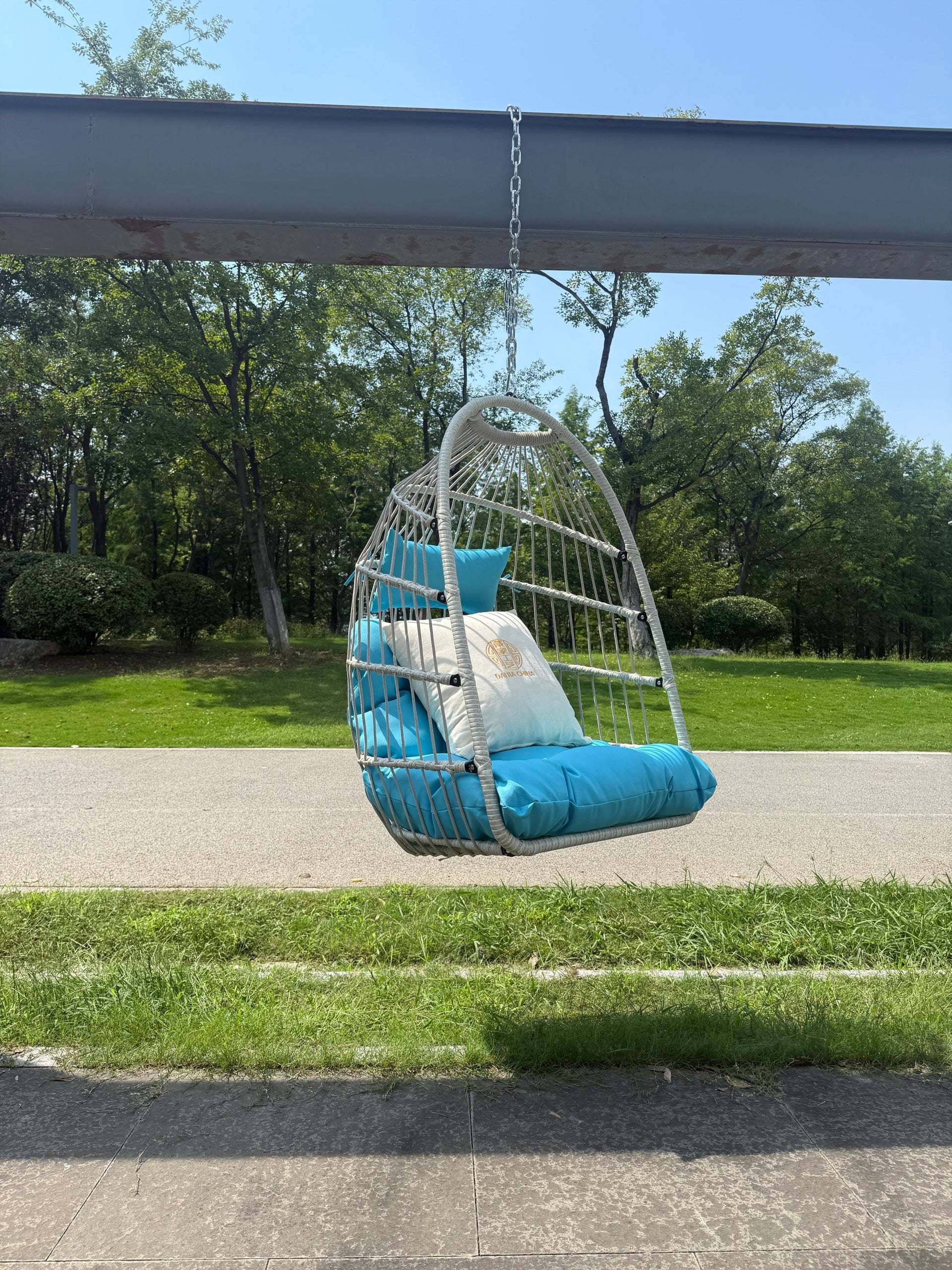 Outdoor Garden Rattan Egg Swing Hanging Chair PE Wicker Hanging Chair for Outdoor Patio