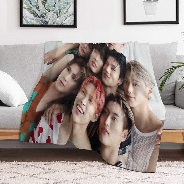 Ateez Throw Blanket