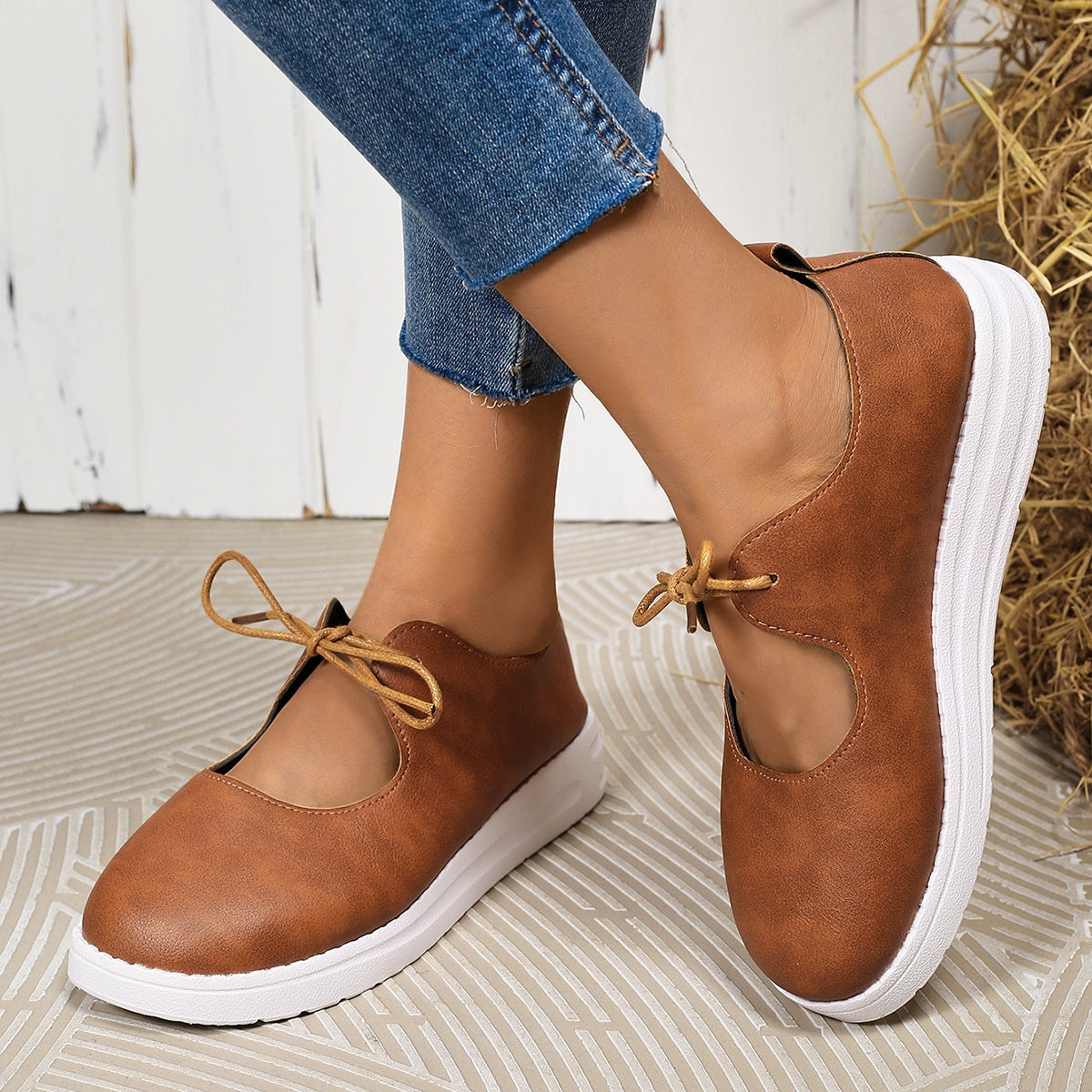 Round toe front strap solid color casual single shoe for women