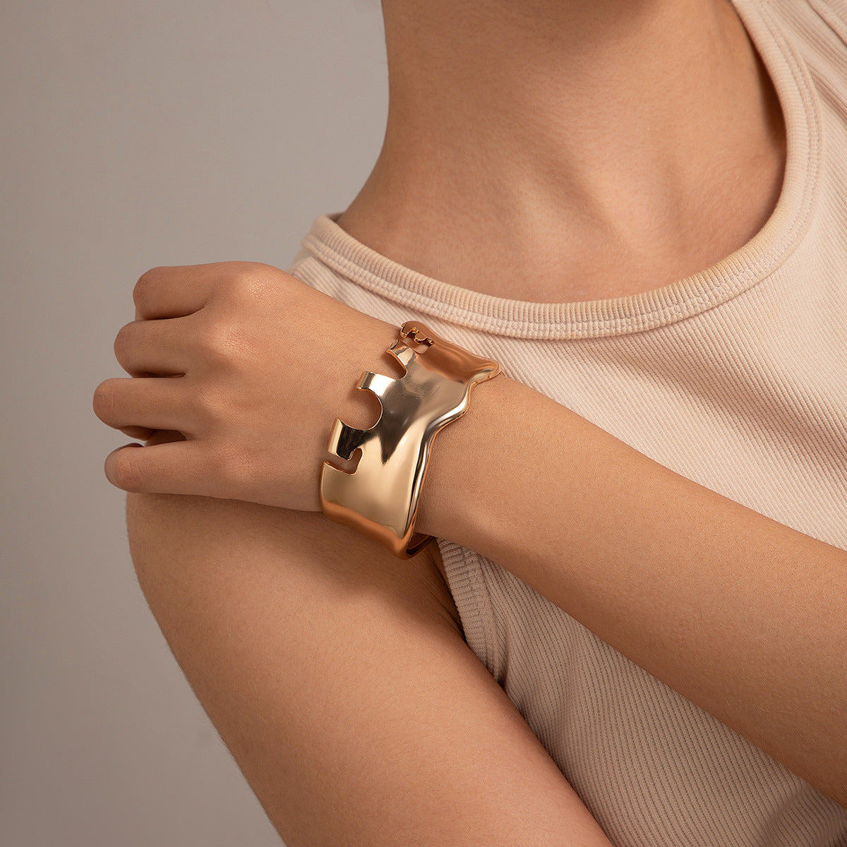 Metal style temperament niche versatile bracelet Bracelet irregular opening bracelet