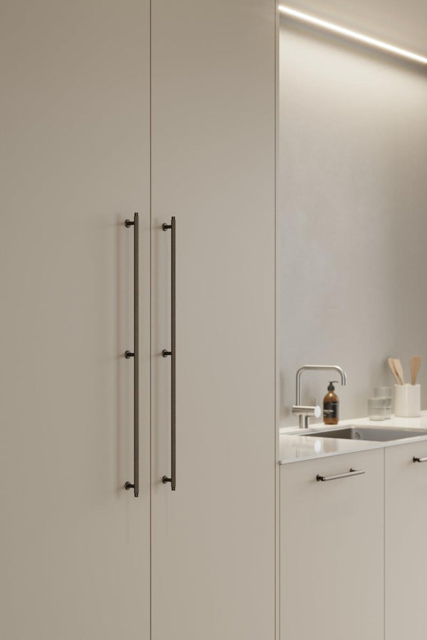 Dark Rubbed Bronze 