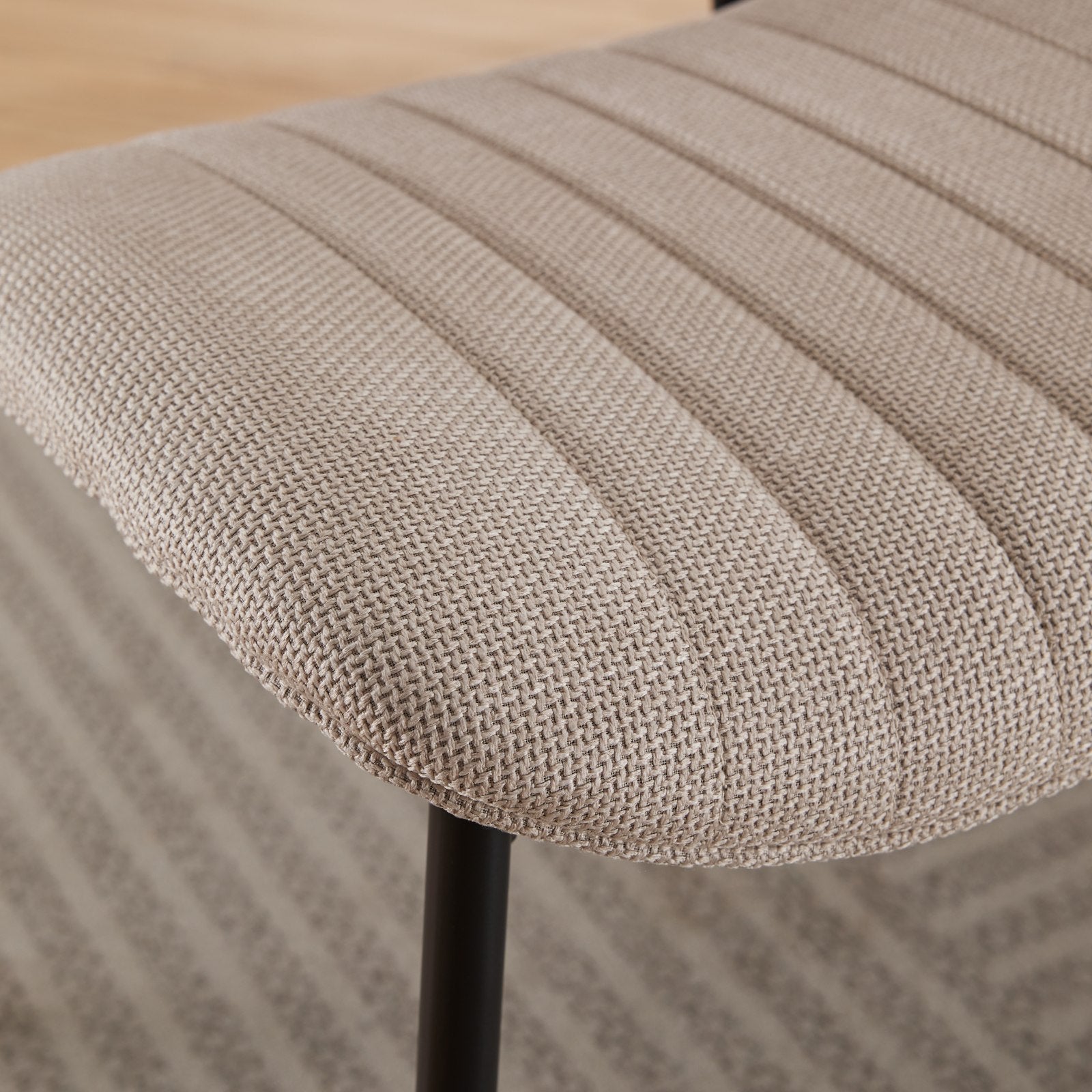 2-piece retro linen chair set with curved wooden backrest, cushioned seat, adjustable metal legs, (Beige Linen)