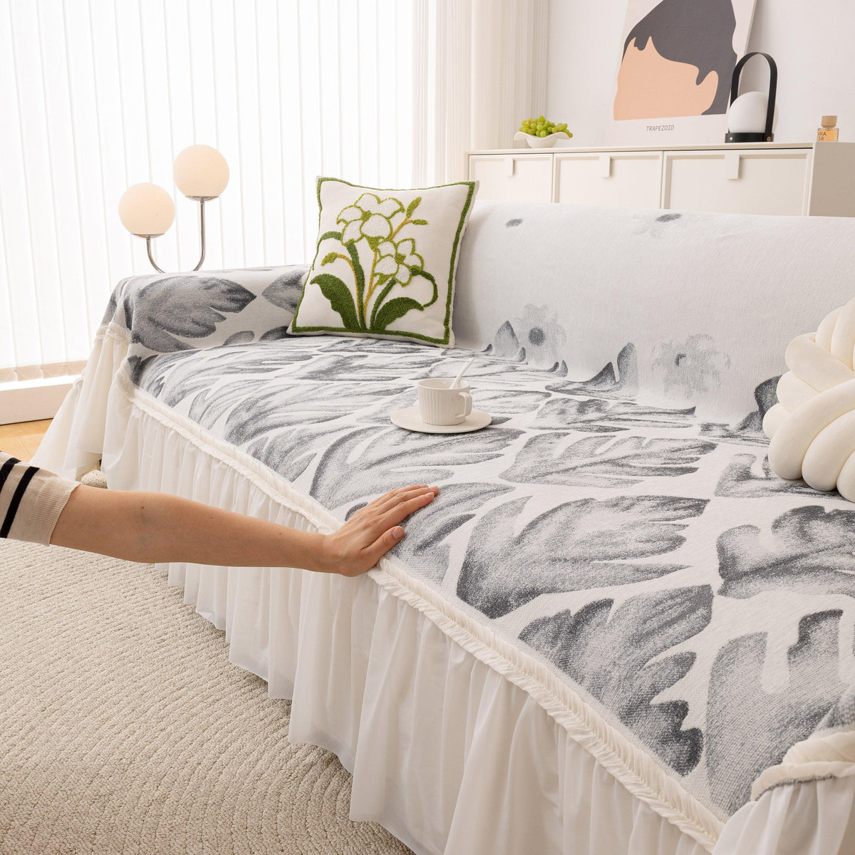 Botanical Sofa Cover with Chiffon Skirt, Floral Couch Throw Blanket for All-Season