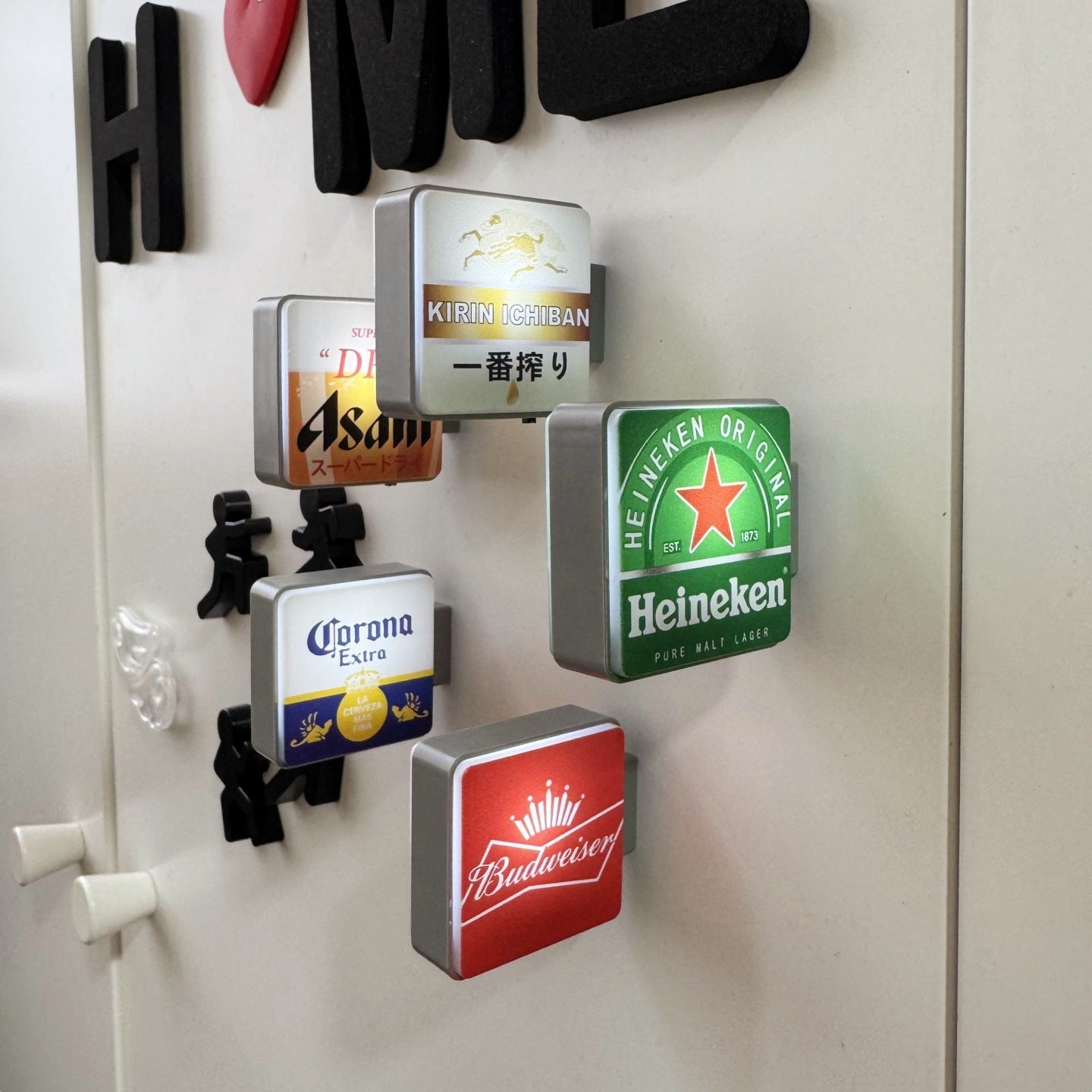 Creative Beer Series Magnetic Attraction Light Sign Fridge Magnet Perforated Board Entrance Door Luminescent Magnetic Decoration Magnetic Sticker