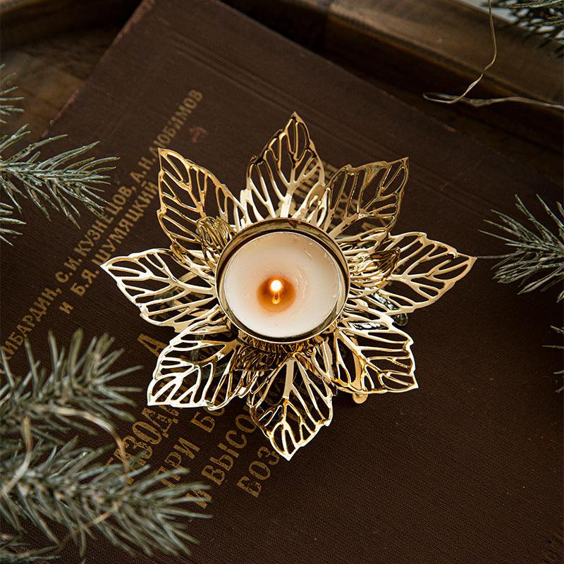 Christmas Golden Iron Candlestick Desktop Decoration Christmas Day Snowflake Decorations Table Arrangement