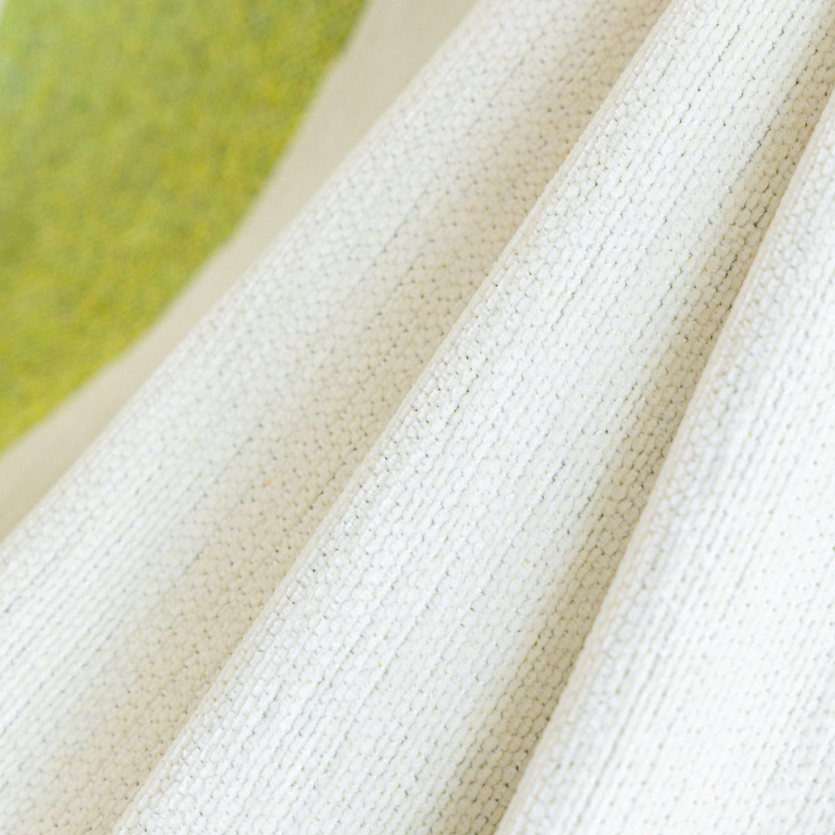 Soft Cozy Chenille Throw Cover for Couch with Tassel Accents, Dustproof Soft Throws for Sofa