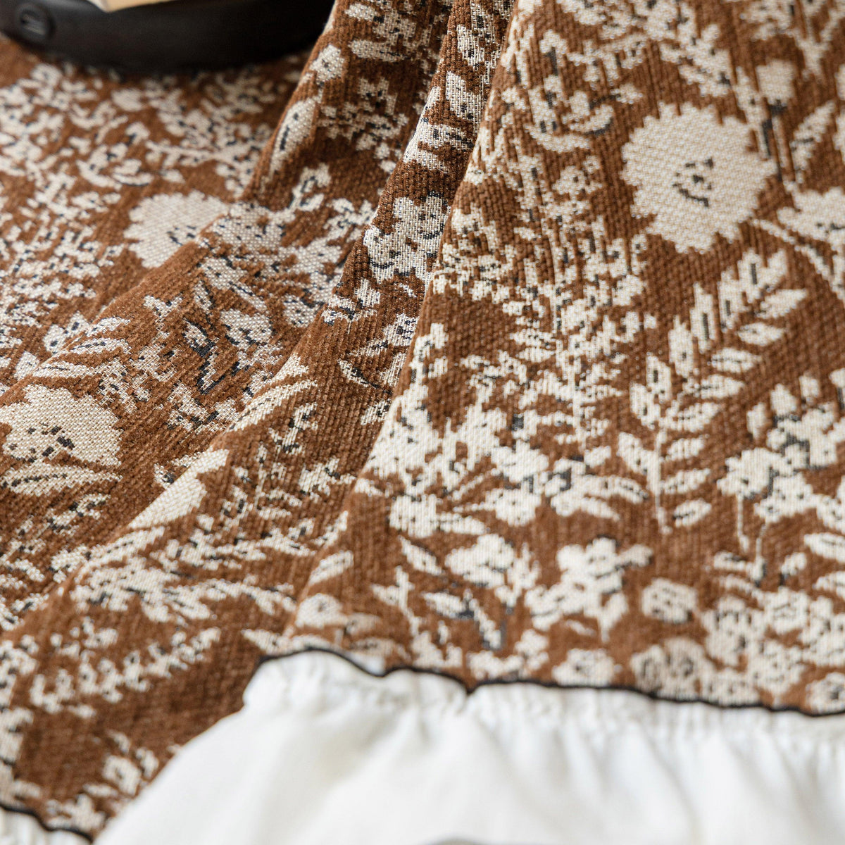 French Country Floral Sofa Cover with Chiffon Ruffle Skirt, Vintage Sofa Throw Cover
