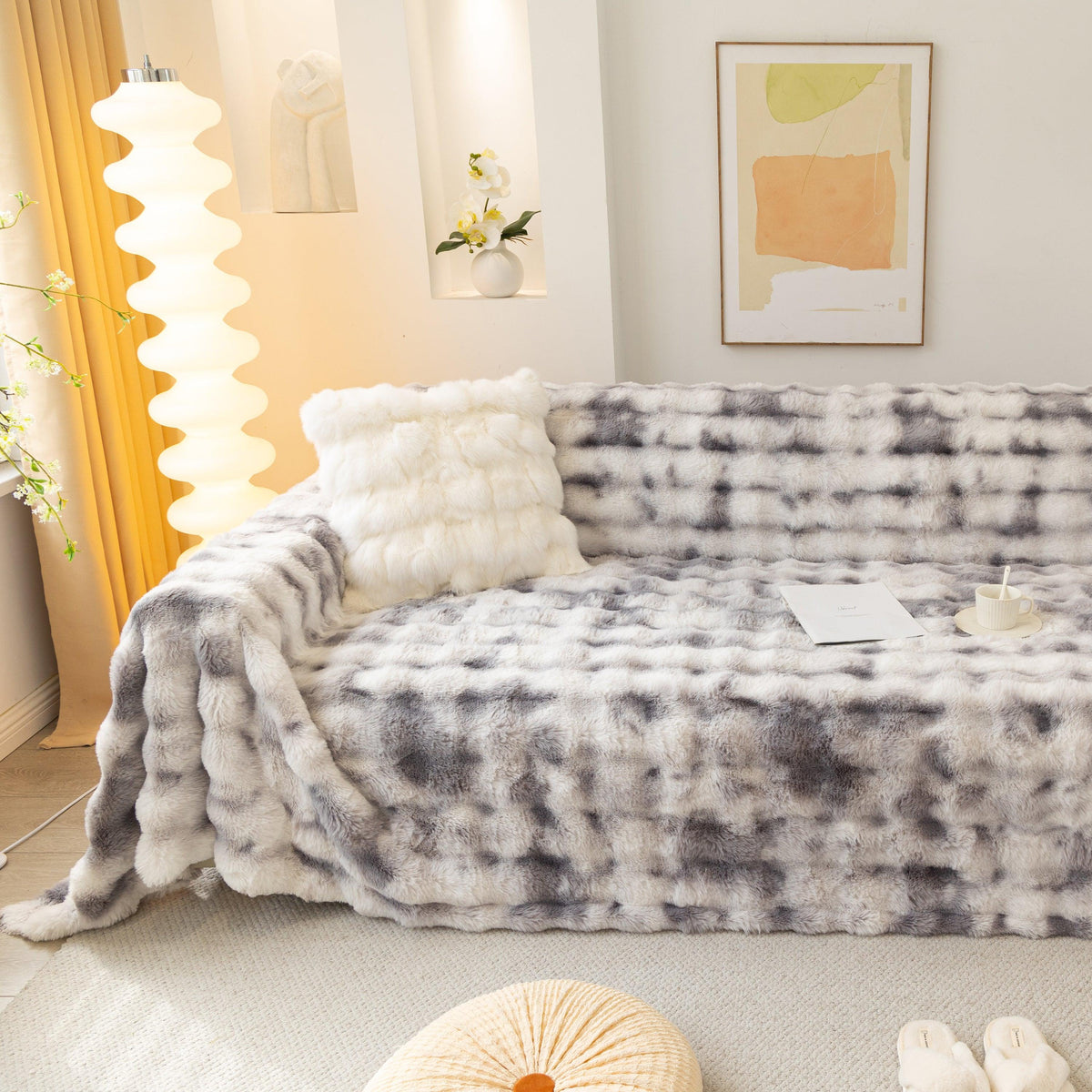 Thick Faux Fur Couch Cover Fluffy Fuzzy Warm Washable Furniture Protector for Kids Pets