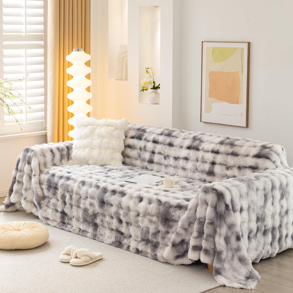Thick Faux Fur Couch Cover Fluffy Fuzzy Warm Washable Furniture Protector for Kids Pets