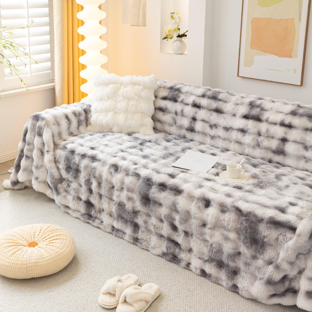 Thick Faux Fur Couch Cover Fluffy Fuzzy Warm Washable Furniture Protector for Kids Pets