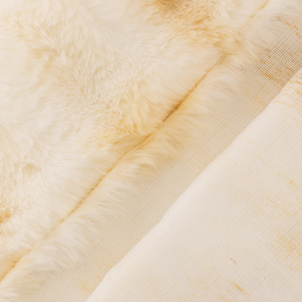 Thick Faux Fur Couch Cover Fluffy Fuzzy Warm Washable Furniture Protector for Kids Pets