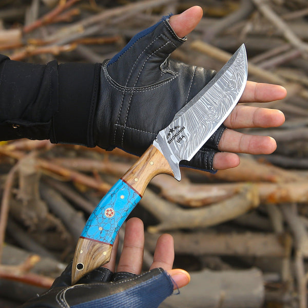 Flo Hunting Knife with Exotic Olive Wood & Turquoise Handle
