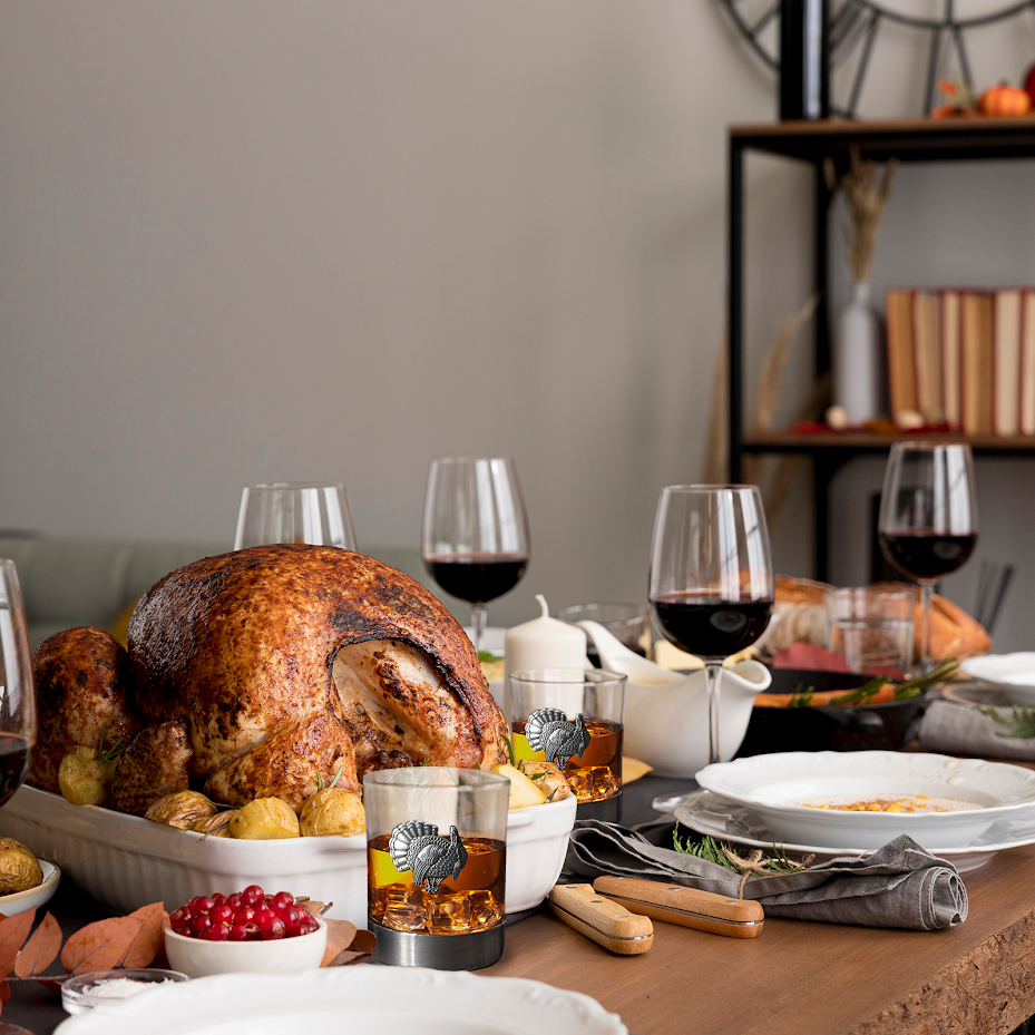 The Wine Savant Turkey Whiskey Glasses Set of 2, Old Fashioned Whiskey, Rum, Brandy, Scotch Glasses, Elegant Badge, Thanksgiving 11 OZ, Gifts for Men, Women, Pheasant Quail Hunting Gifts Glass