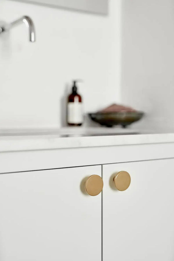 Round Brushed Bronze 