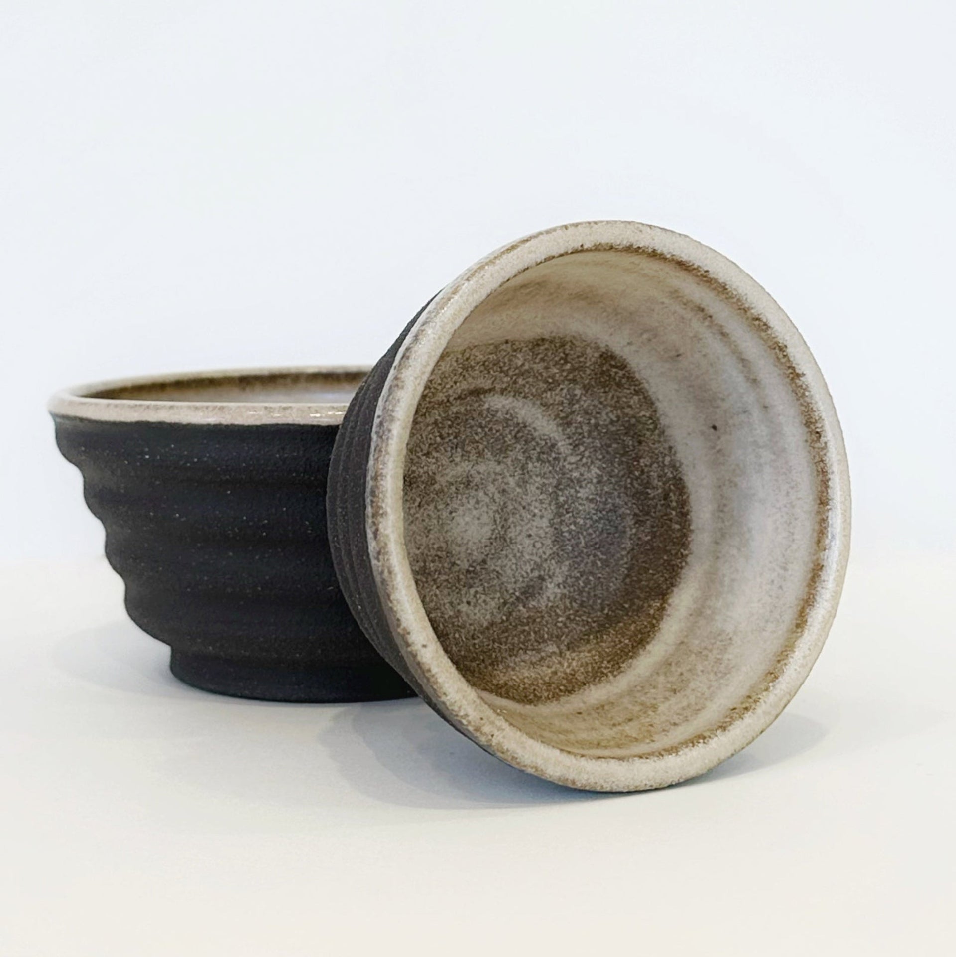 S/2 Cups / Bowls - Chocolate