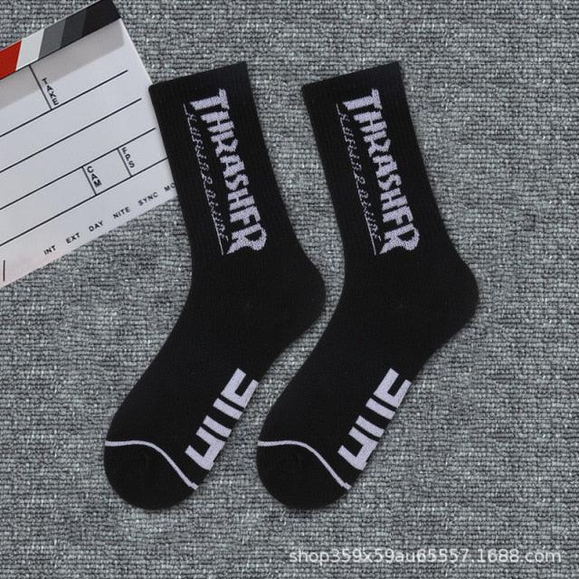 1 Pair Brand New Fashion Pure Cotton Black White Crew Unisex Socks Sports High Skateboard Blaze Street Wear Happy Long Warm Winter And Autumn Socks For Men And Women