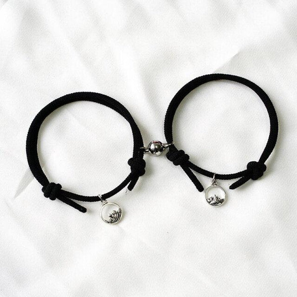1 Pair Magnet Couple Bracelets Fashion Simple Solid Color Couple Bracelet Pendants Weaving Bracelet Adjustable Mutual Attraction Weave Rope Braided Charm Pendants Bracelet With Magnetic Bells Vows Of Eternal Love Bracelet For Women Men Gift