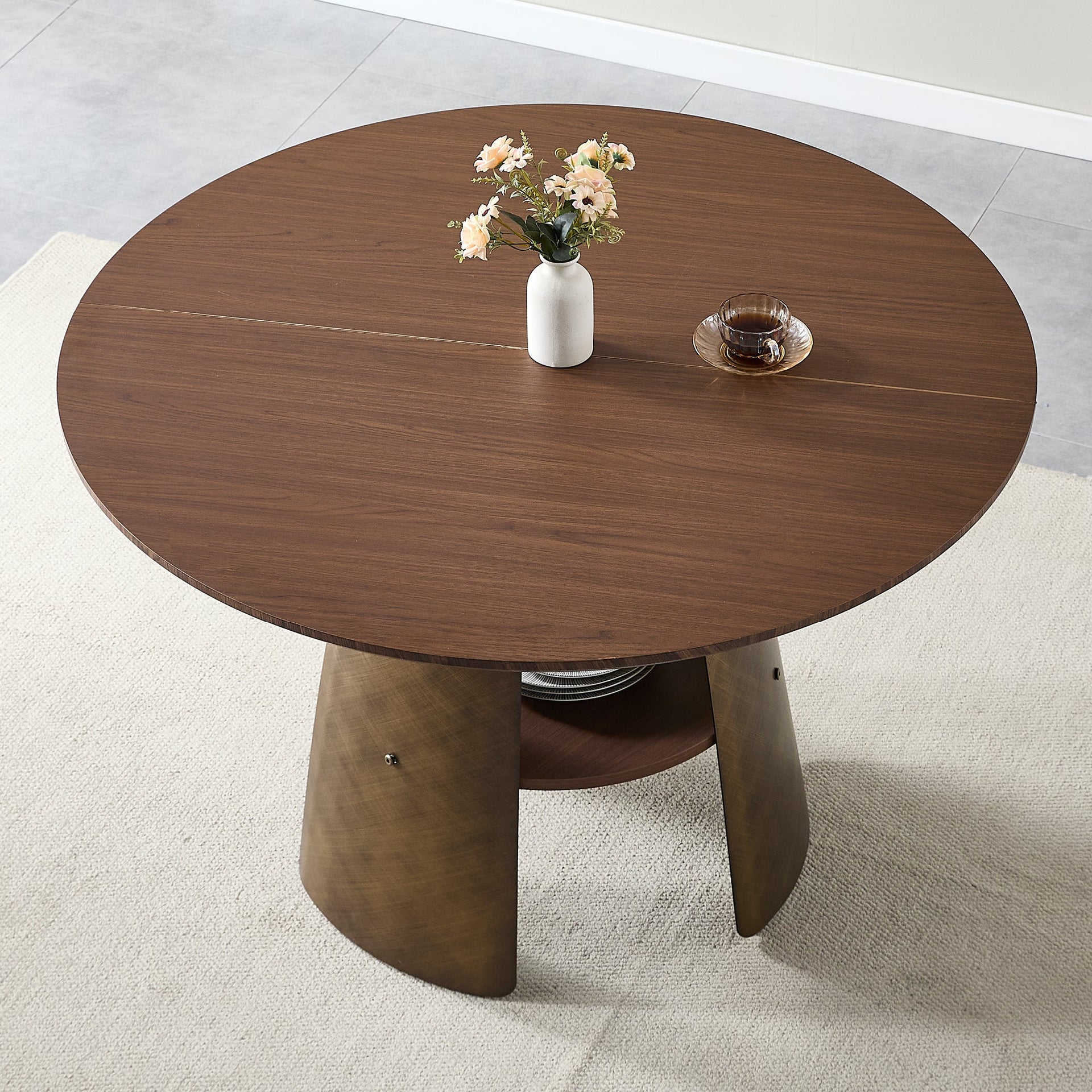 47.25 Inch  Retro Style Round Dining Table