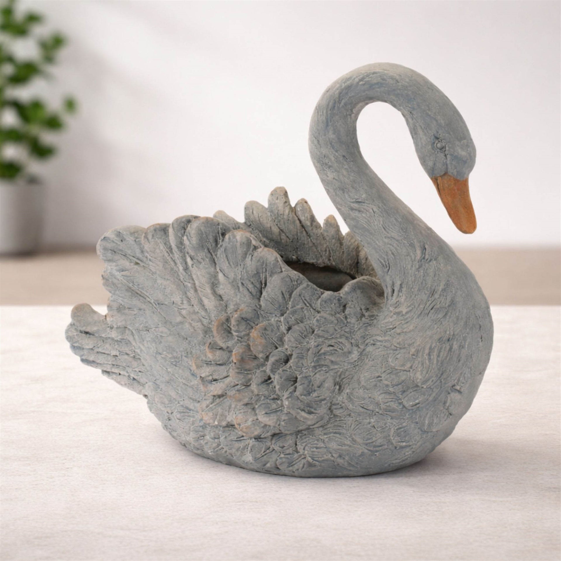 Rustic Swan Planter – Farmhouse Resin Flower Pot for Indoor & Outdoor Decor
