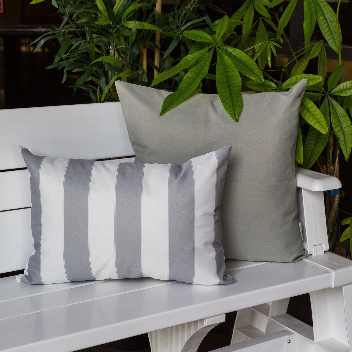 Horizon Stripe Pillow 14