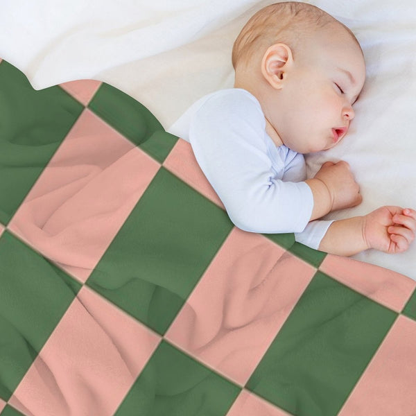 Retro Checkered Pattern Plush Throw Blanket