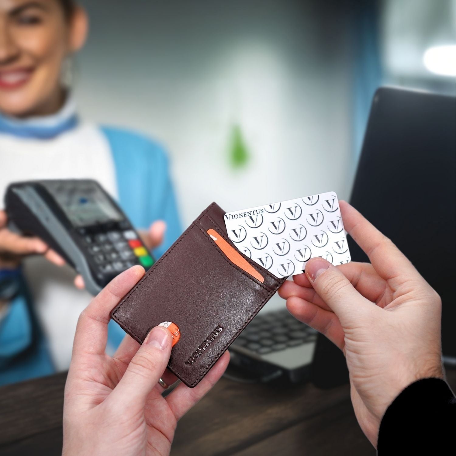 Supreme Smart VN400 AirTag Wallet