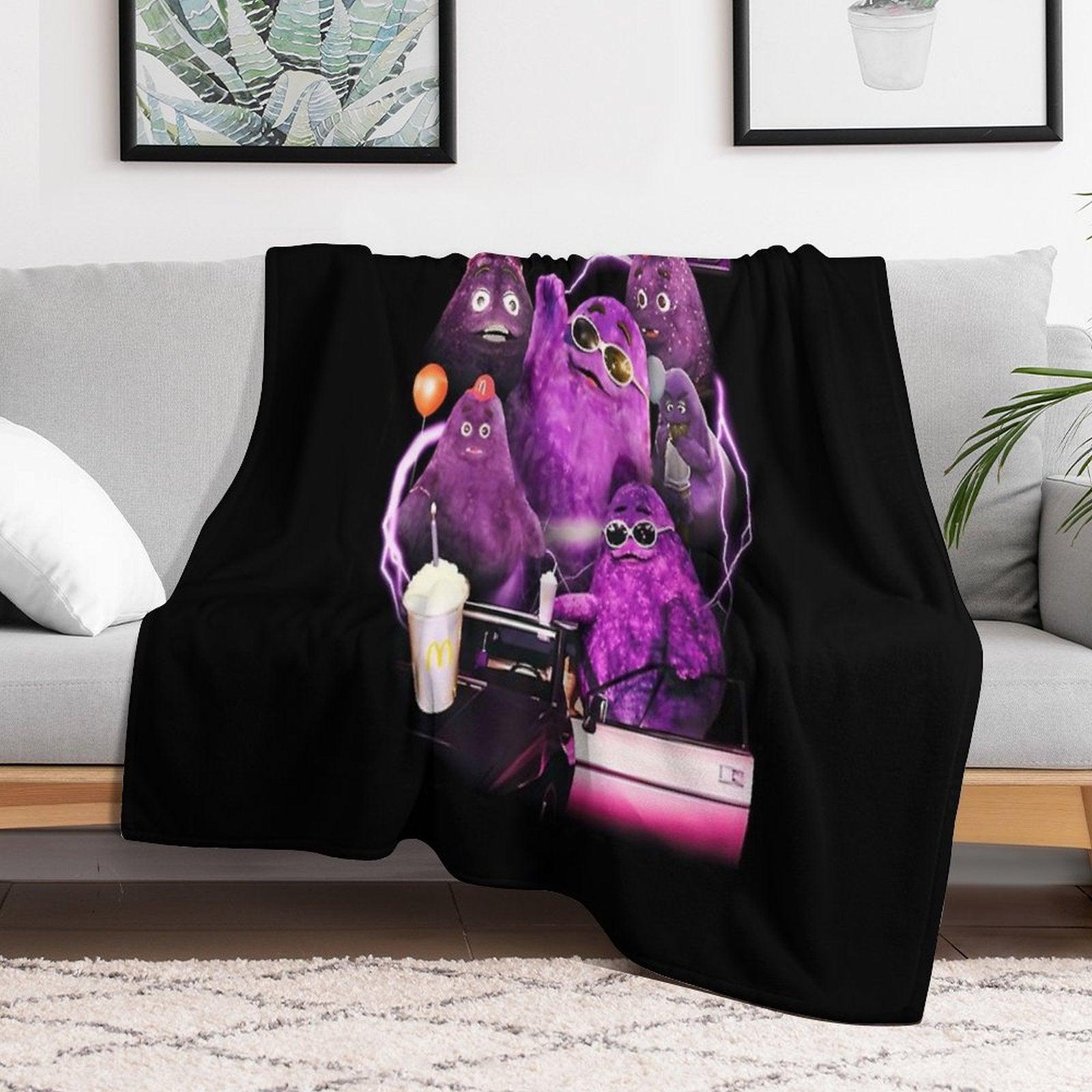 Grimace in 90s Throw Blanket