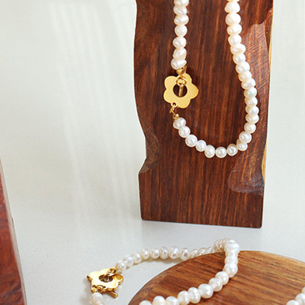 Gold Flower Pearl Chain Bracelet
